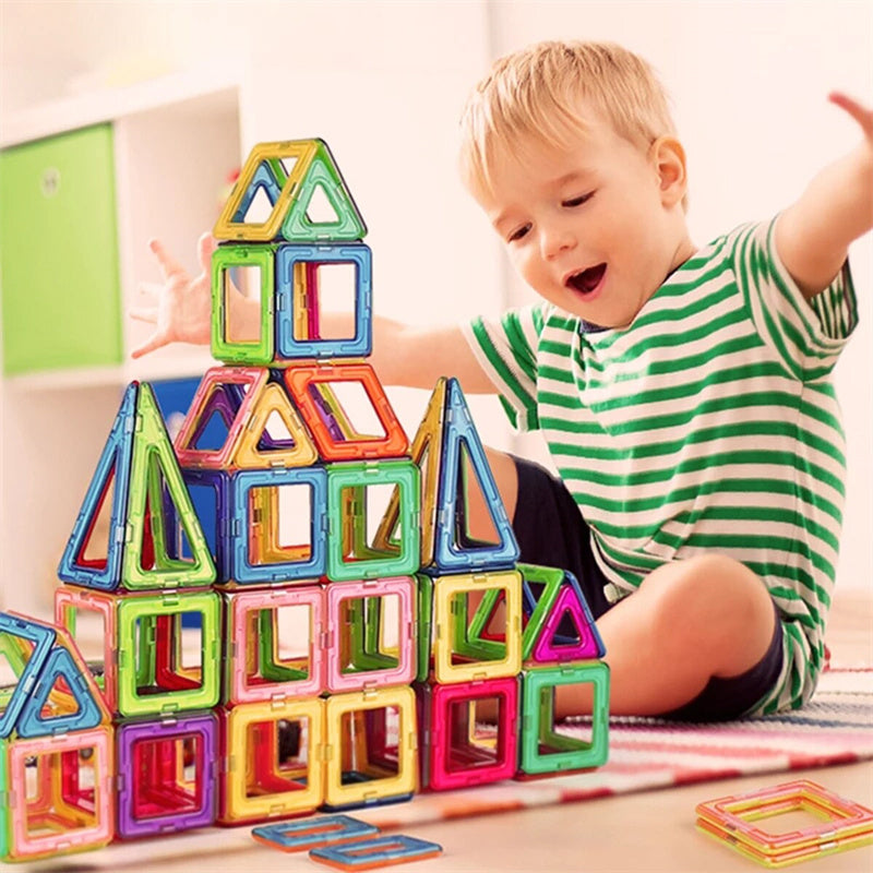 Magnetic Building Blocks – DIY Construction Set Gift for Kids UK